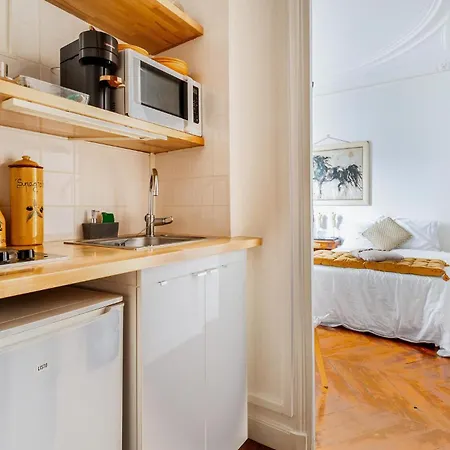 Apartment Amazing In With Kitchen